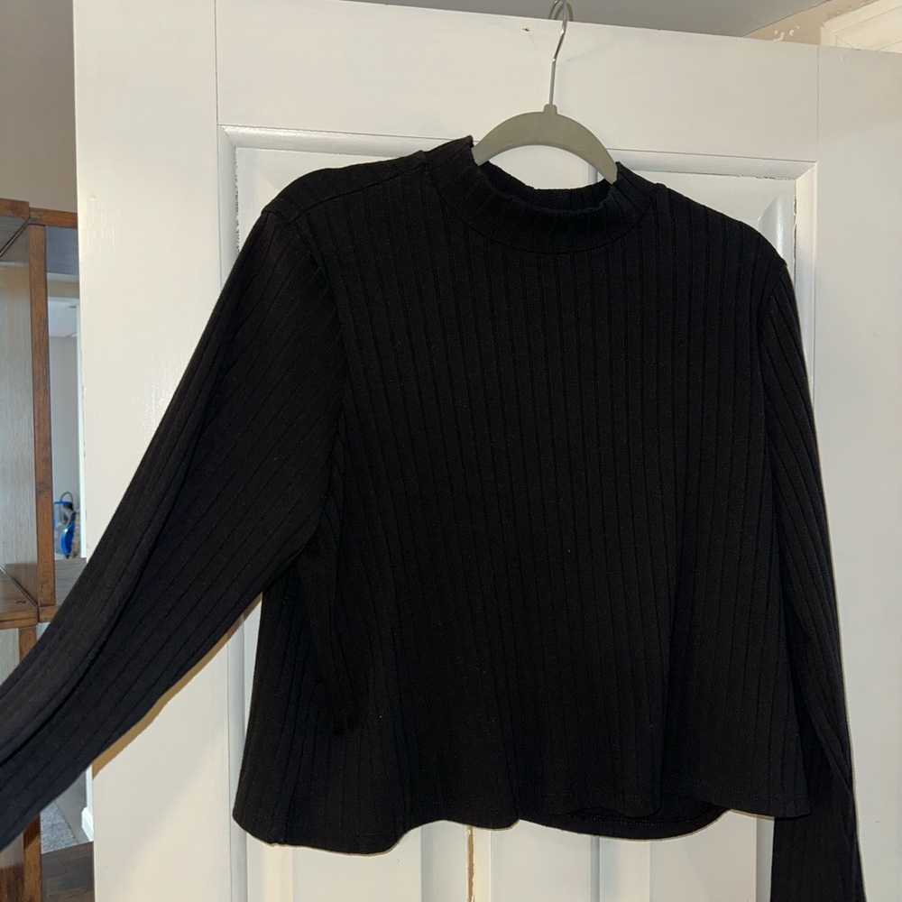 Old Navy Black Ribbed Boxy Sweatshirt